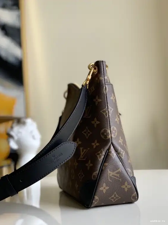 WIS MM ODÉON VUITTON LOUIS 0704